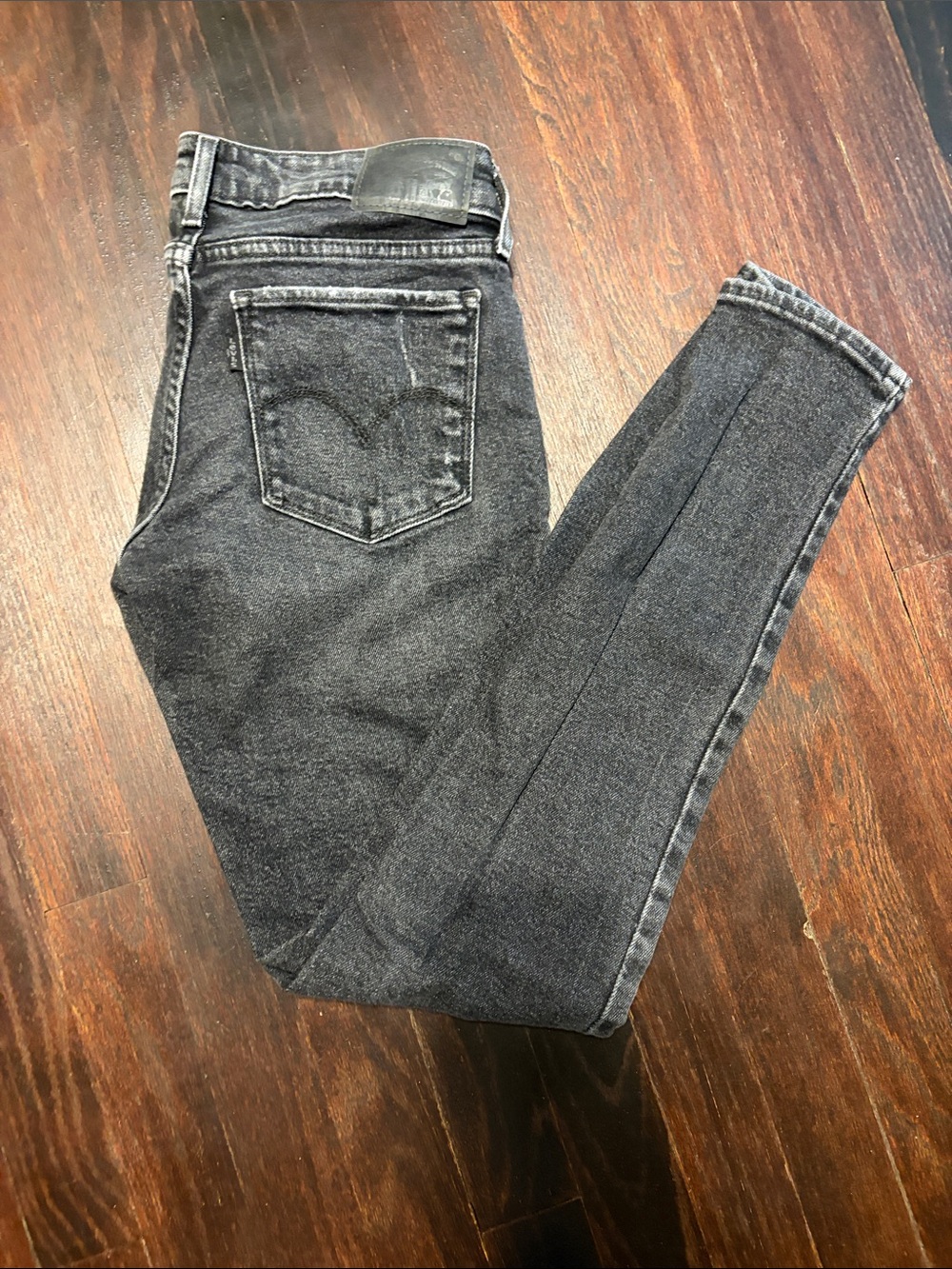 Levi's Women's 711 Skinny Jeans in Washed Black